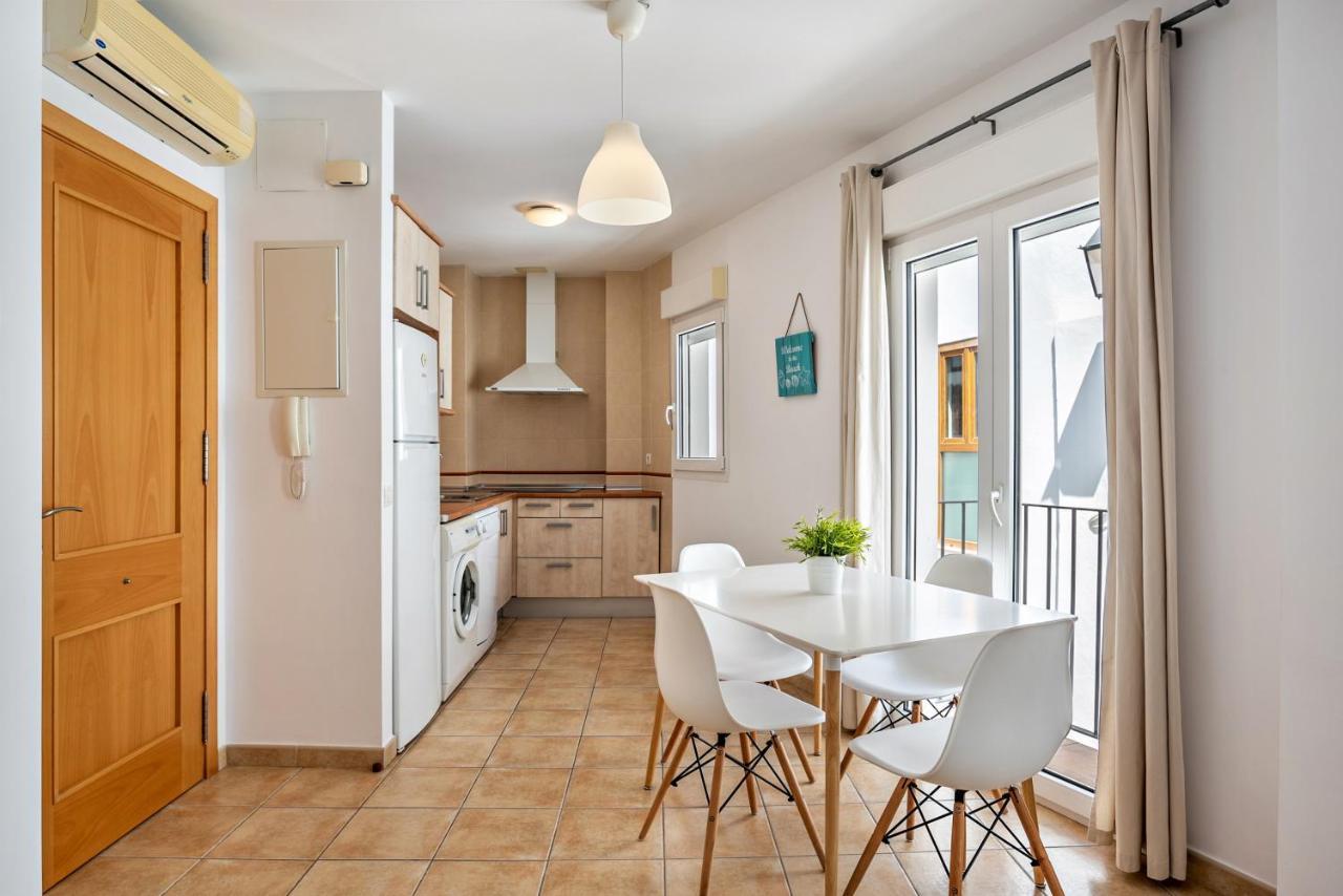 Casa Senores Cura 1 - Solo Familias โกนิล เด ลาฟรอนเตรา ภายนอก รูปภาพ