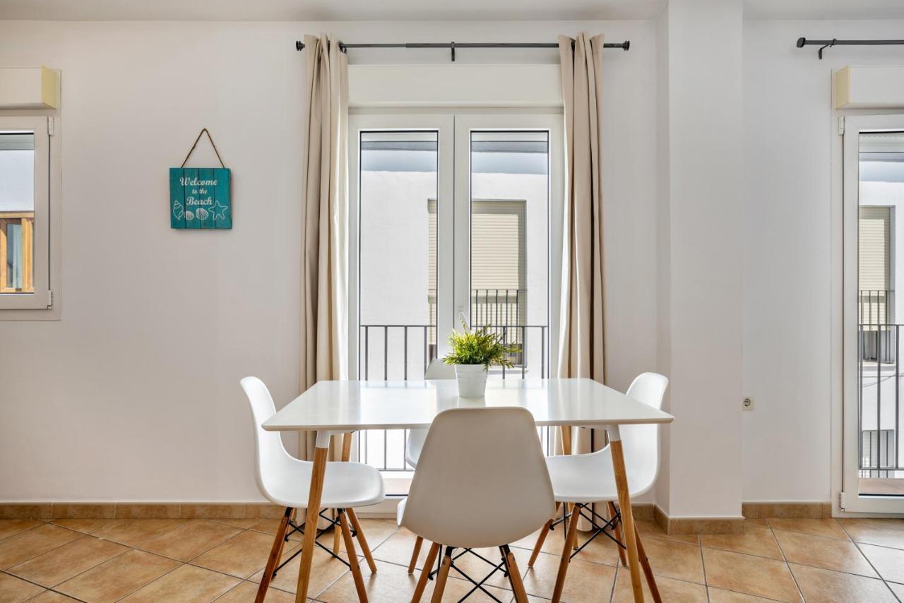 Casa Senores Cura 1 - Solo Familias โกนิล เด ลาฟรอนเตรา ภายนอก รูปภาพ