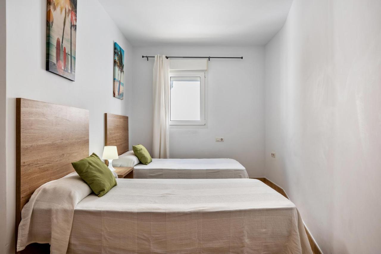 Casa Senores Cura 1 - Solo Familias โกนิล เด ลาฟรอนเตรา ภายนอก รูปภาพ